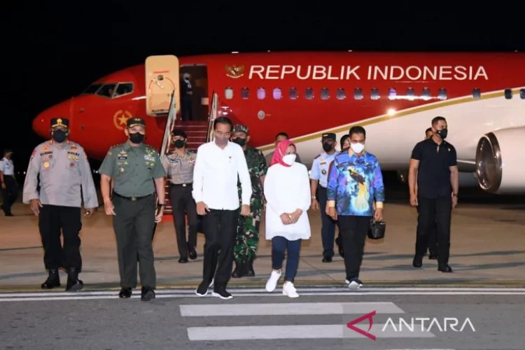 BREAKINGNEWS : Presiden Jokowi akan luncurkan sekolah sepakbola Papua dan kunjungi Freeport