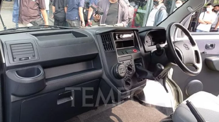 Jendela Mobil Gran Max 2022 Facelift Masih Pakai Engkol, Daihatsu Beri Alasan