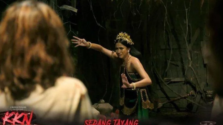 Aulia Sarah Dikenal Lewat Peran Badarawuhi di Film 'KKN di Desa Penari', Ikon Film Horor Indonesia?