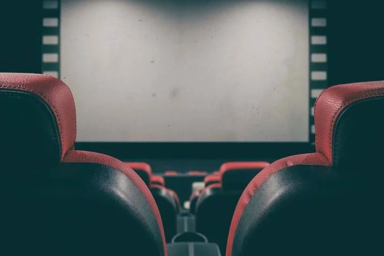 YUK SIMAK NIH, Film Indonesia Terbaru 2022 Mulai dari Horor, Romantis Hingga Komedian
