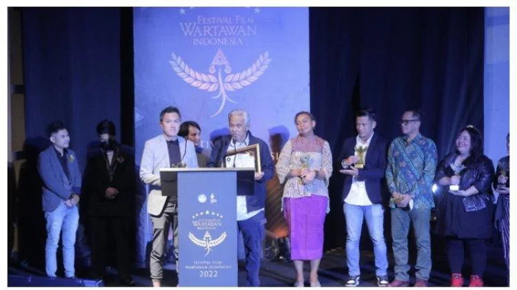 Kru Festival Film Wartawan Indonesia XII Bubar, Siapa Aktor Terbaik FFWI 2023 setelah Vino G Bastian - Tribun-timur.com