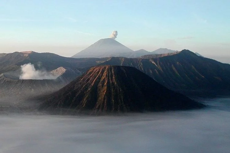 8 Film yang Mengangkat Keindahan Gunung di Indonesia, Salah Satunya Gunung Semeru