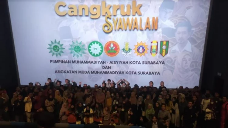 150 Kader AMM Surabaya Nobar Film Buya Hamka