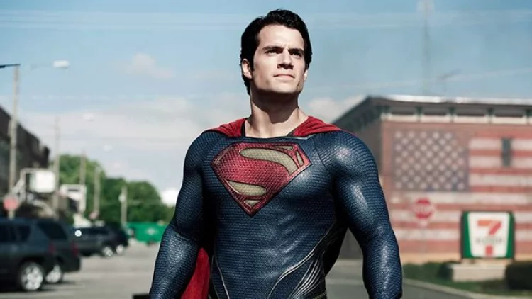 'Supergirl' Cerita Dapat Restu dari 'Superman' untuk Film The Flash