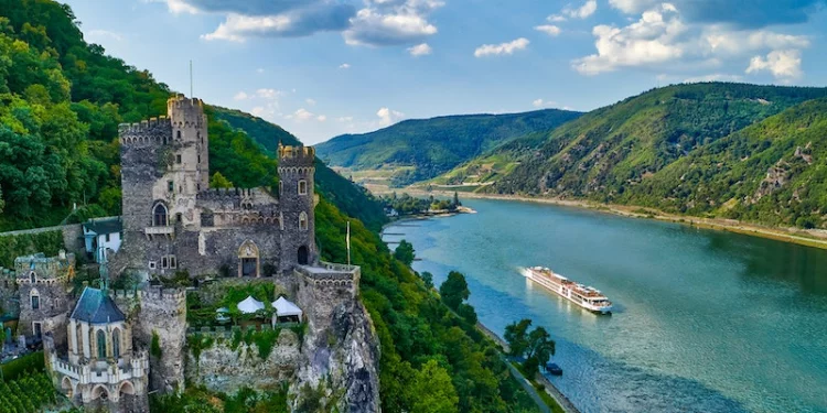 Cruising the Rhine: Cruise Lines and Popular Itineraries