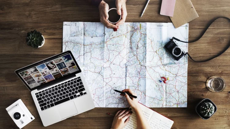 Planning A Holiday? The 'Geni-Us' AI-Powered Travel Platform Will Map Your Itinerary!