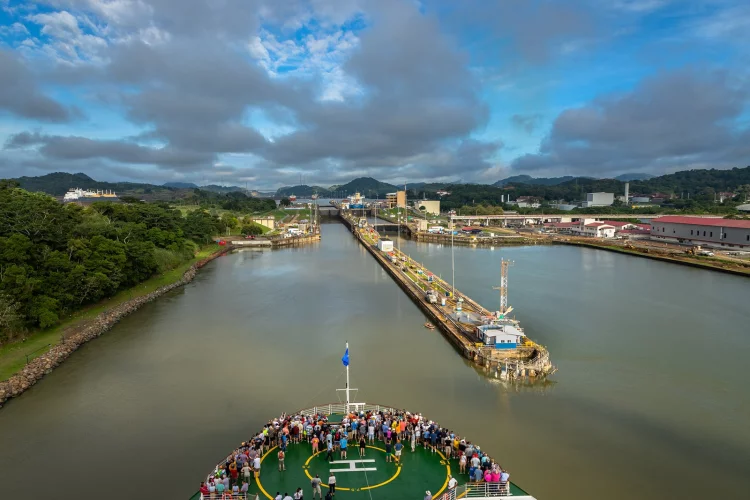 Top Panama Canal cruise tips and tricks to get the most out of this unique crossing