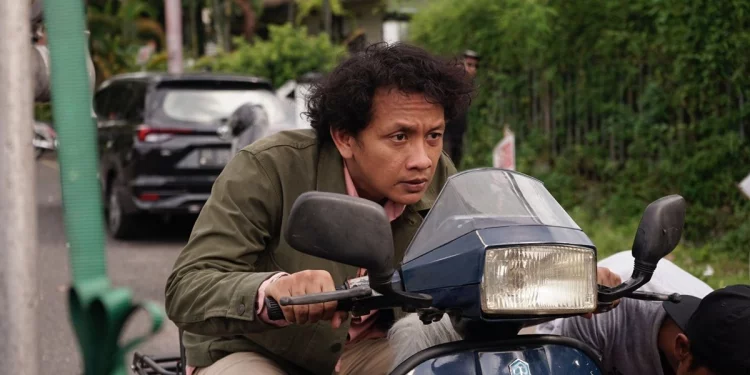 Dibully Netizen Karena Jadi Pemeran Utama Film 'MENDUNG TANPO UDAN', Erick Estrada Sampai Hapus Semua Postingan di Instagram